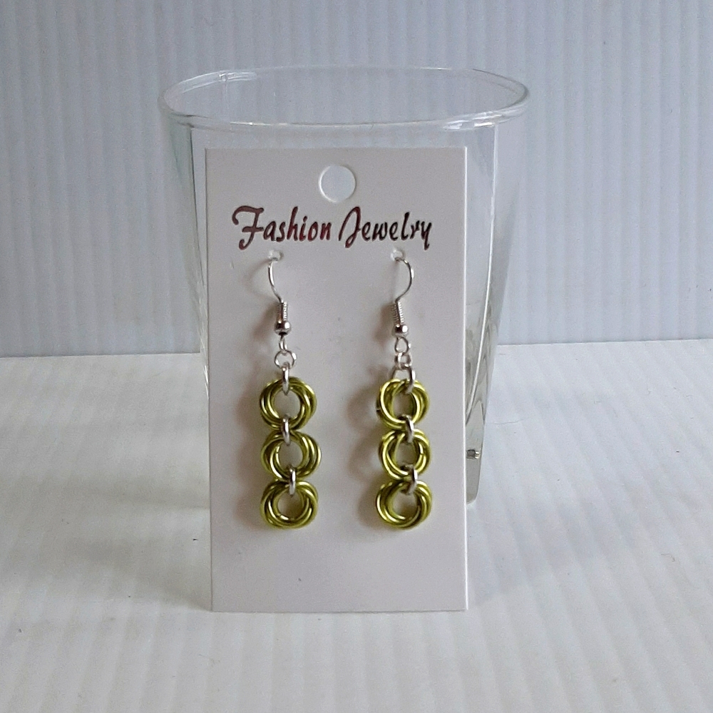 Hand CraftedEarringsPierce ChainMailleTripleMobius